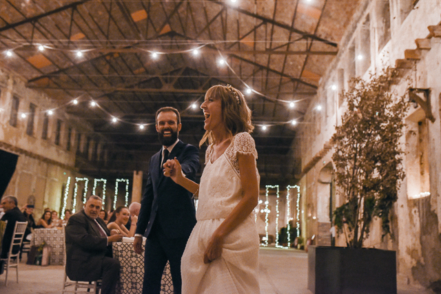 boda en madrid la estacion industrial wedding blog atodoconfetti laure sagazan vestido novia