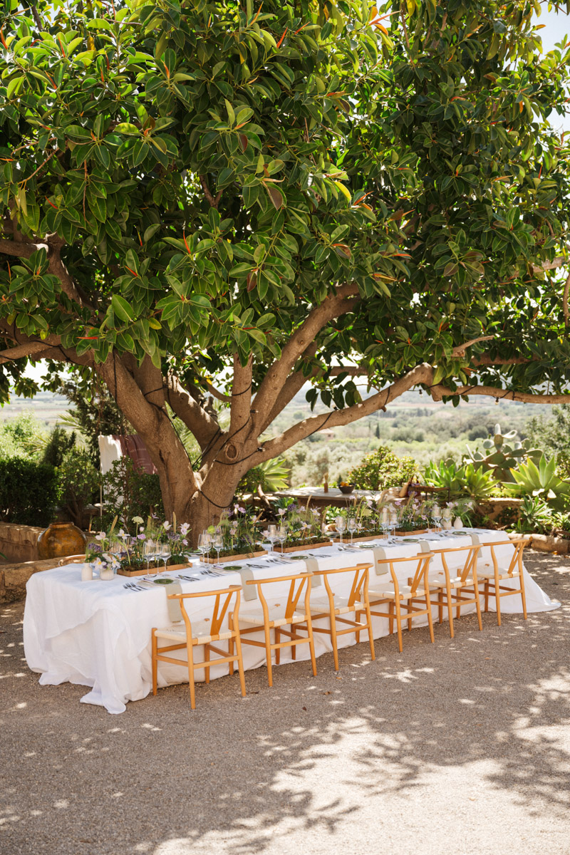 Destination wedding mallorca luxury venue ceremony hotel finca serena the lodge a todo confetti blog