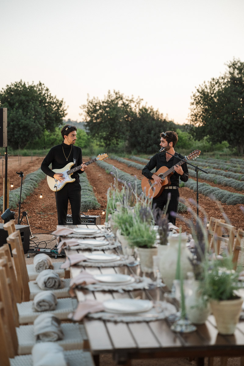 Destination wedding mallorca luxury venue ceremony hotel finca serena the lodge a todo confetti blog
