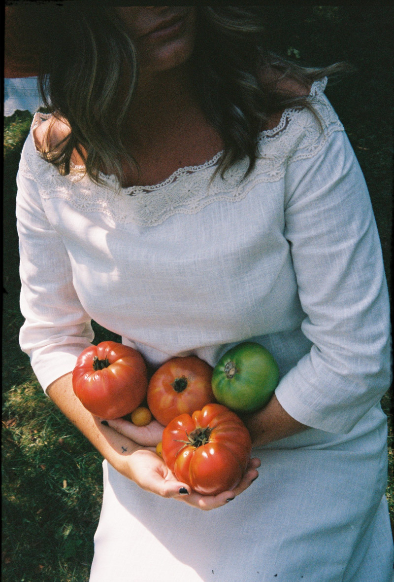 pedida mano boda romualda sombrero novia boho wedding blog bodas a todo confetti