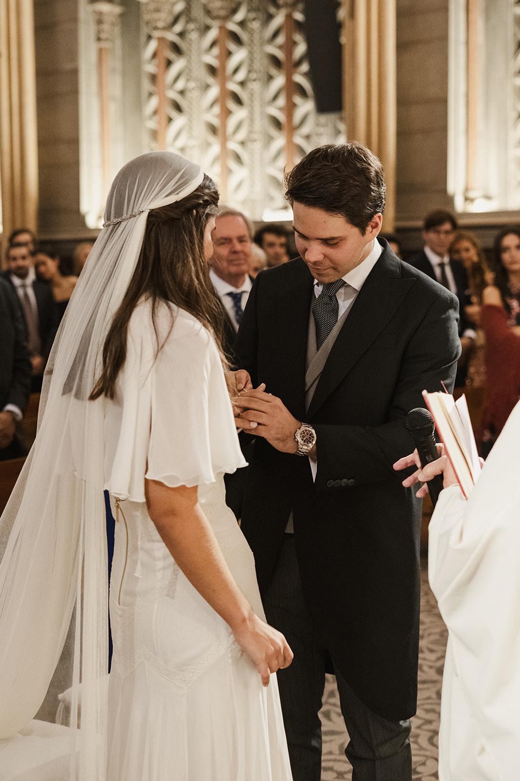 boda barcelona universitat vestido novia teresa helbig blog a todo confetti