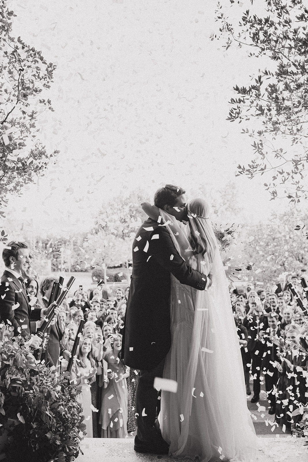 boda barcelona universitat vestido novia teresa helbig blog a todo confetti