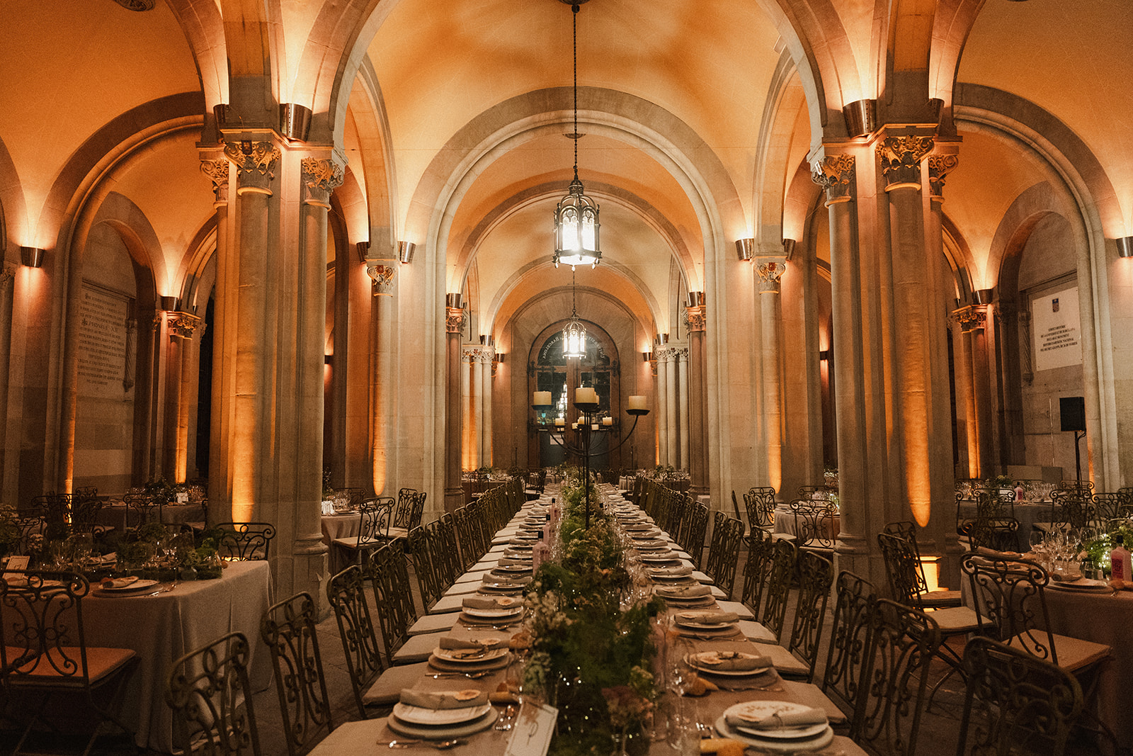 boda barcelona universitat vestido novia teresa helbig blog a todo confetti