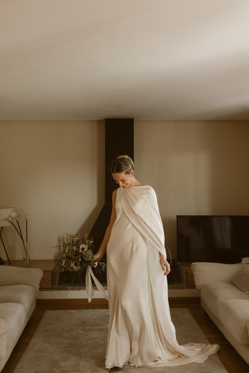 vestido novia cortana boda mallorca calderers wedding blog bodas a todo confetti