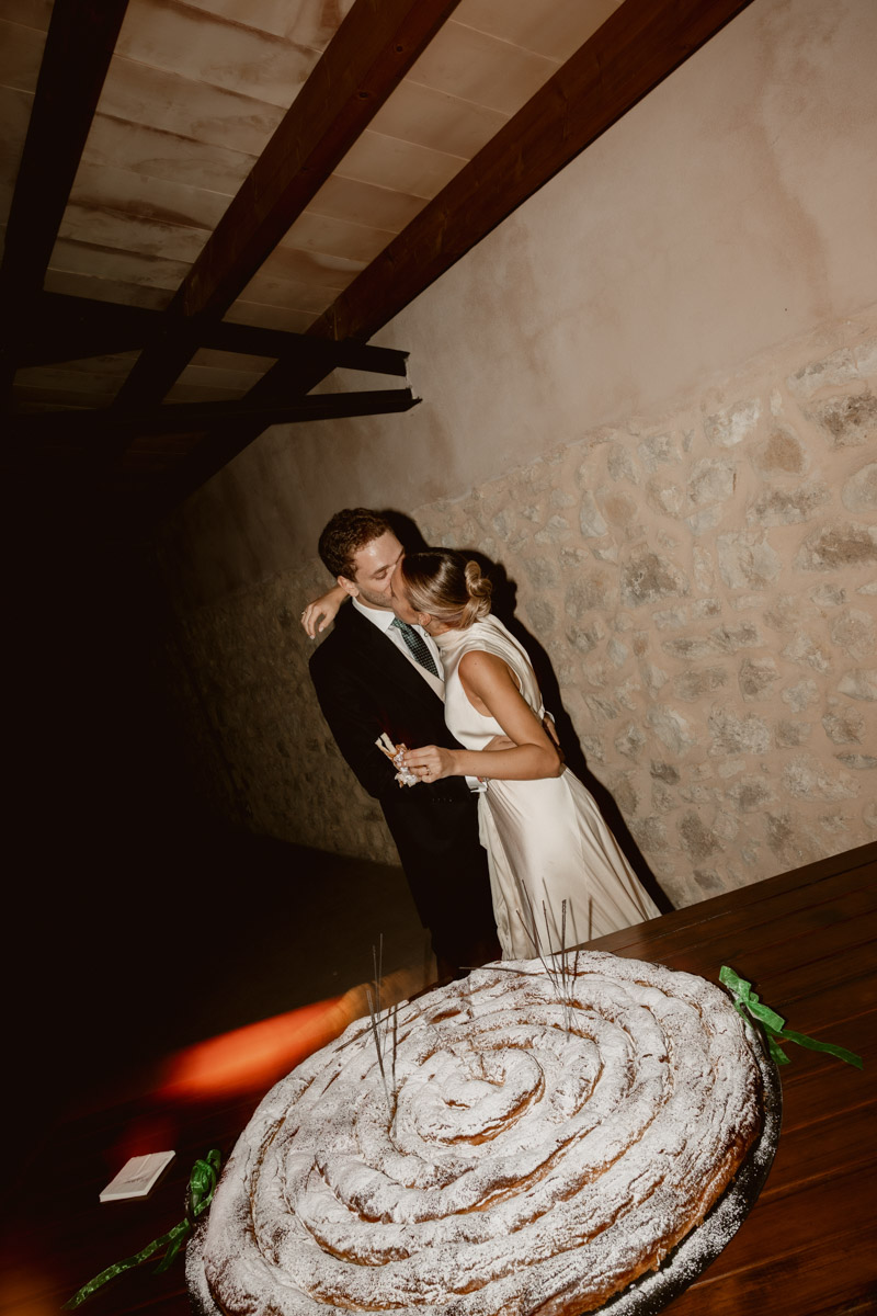 vestido novia cortana boda mallorca calderers wedding blog bodas a todo confetti